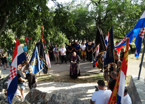 U spomen na žrtve Domovinskog rata od Bulića do Lišana molitvena hodnja