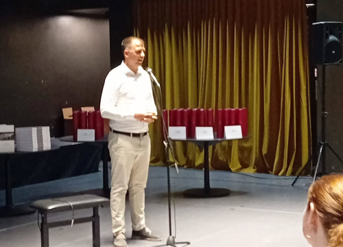 Fotografija 3 - Maturantima šibenske gimnazije dodijeljene svjedodžbe i potvrde o položenoj maturi