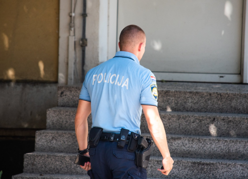 Strani policijski službenici i ovog ljeta  u našoj županiji u akciji ‘Sigurna turistička sezona’