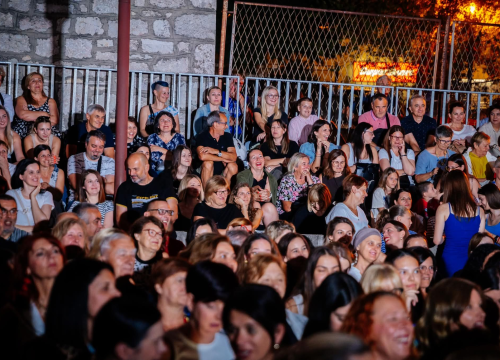 Fotografija 7 - Svečano otvoren GOODfest u Drnišu: Kazalište, glazba i kultura ponovno u središtu grada