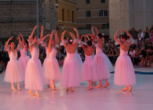 Fotografija 35 - Govor tijela jači od riječi: Večer snažnih poruka na Šibenik Dance Festivalu