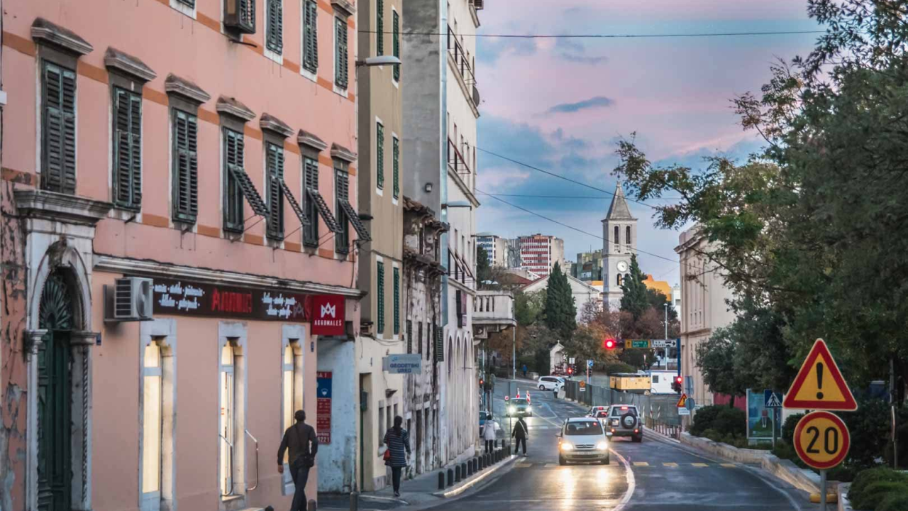 Zašto se u većini automobila na cesti vozi samo jedan čovjek?