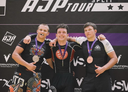 Fotografija 3 - FOTO Leonardo Pivac donio Ju Jitsu klubu Šibenik srebro sa splitskog međunarodnog AJP turnira