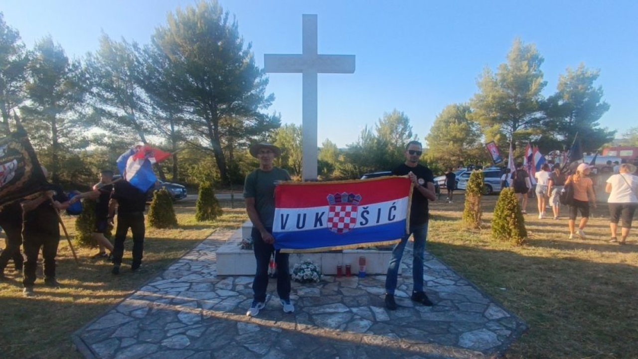 Održana molitvena hodnja u spomen na žrtve Domovinskog rata