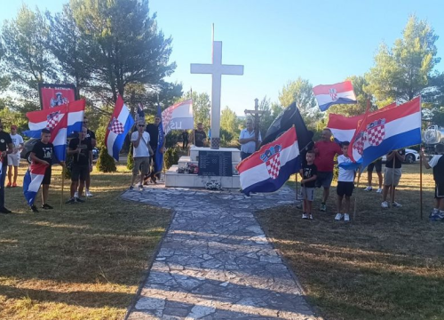 Fotografija 2 - Molitvena hodnja od Bulića do Lišana