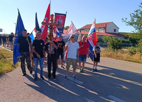 Fotografija 3 - Molitvena hodnja od Bulića do Lišana