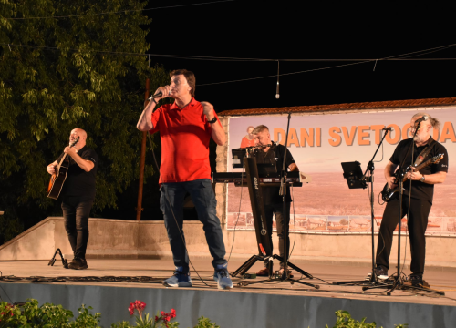 Fotografija 17 - Održana 24. večer folklora u Mirloviću povodom blagdana sv. Jakova
