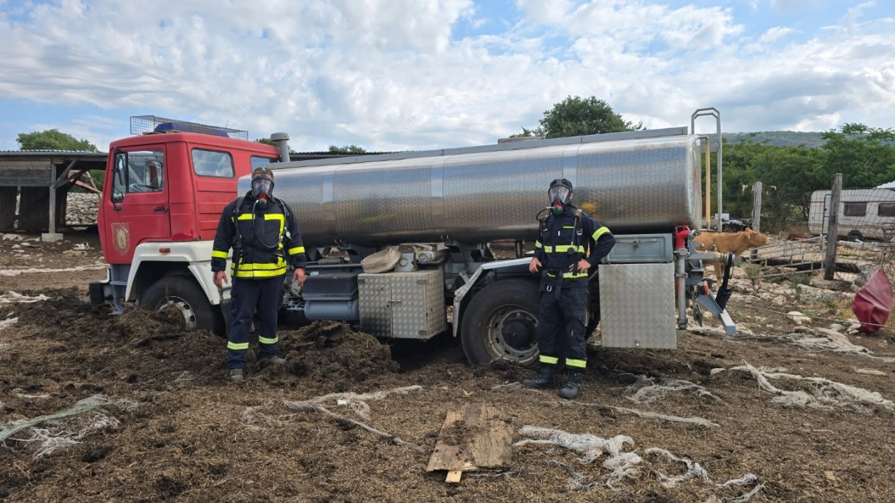 Knin, Drniš, Unešić, Civljane, Biskupija, Ružić i Kijevo u 'bedreničkom distriktu' koje je proglasilo Ministarstvo