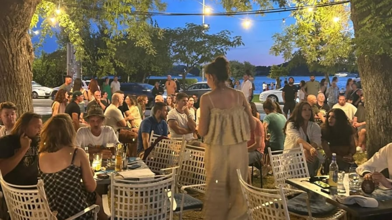 Večerašnji ljetni pub kviz u Azimutu pripremio je Luka Bumbak