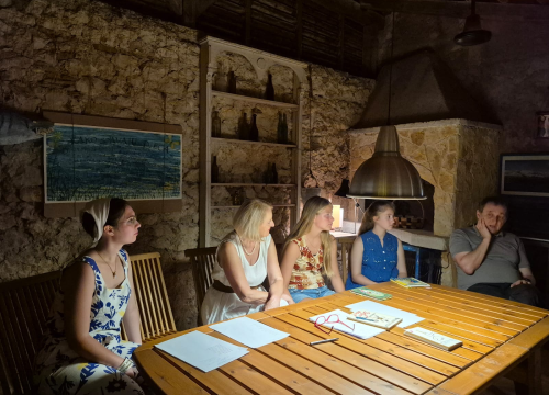 Mladi Šibenčani predstavili projekt 'Povratak plemenite periske' na Danima Mladena Kušeca u Novalji