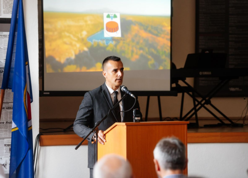 Fotografija 11 - Obilježen Spomendan na poginule branitelje i civile prominskog kraja