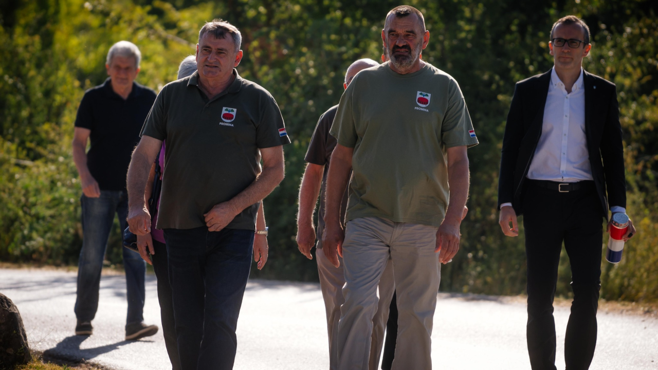 U Oklaju svečano obilježen Spomendan na poginule branitelje i 142. obljetnica Općine Promina