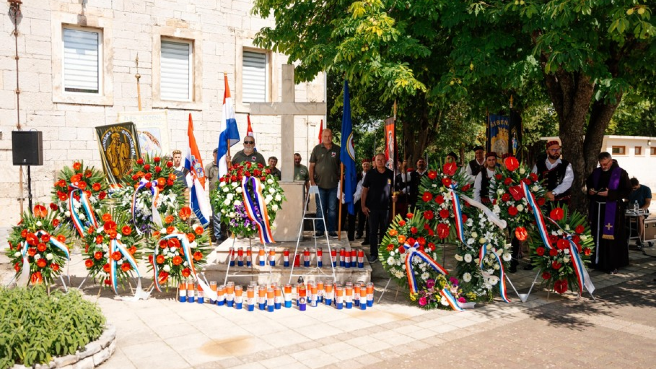 U Oklaju svečano obilježen Spomendan na poginule branitelje i 142. obljetnica Općine Promina