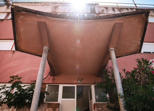 Fotografija 61 - Baldekin 2 i 3: Simbol šibenskog duha, spoj sporta, obrazovanja i sjećanja