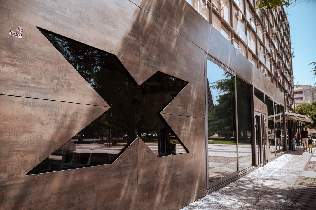 Baldekin 2 i 3: Simbol šibenskog duha, spoj sporta, obrazovanja i sjećanja