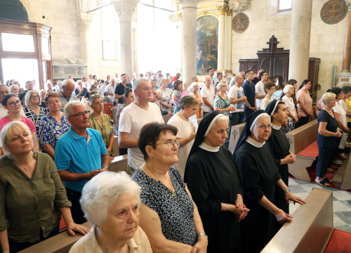 Fotografija 4 - Svečano proslavljena svetkovina sv. Jakova u Šibeniku