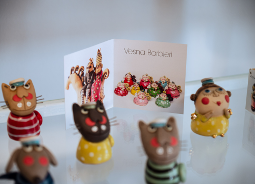 Fotografija 3 - Uronite u svijet mode i umjetnosti u Galeriji Juraj Dalmatinac