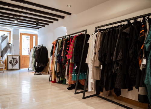 Fotografija 25 - Uronite u svijet mode i umjetnosti u Galeriji Juraj Dalmatinac