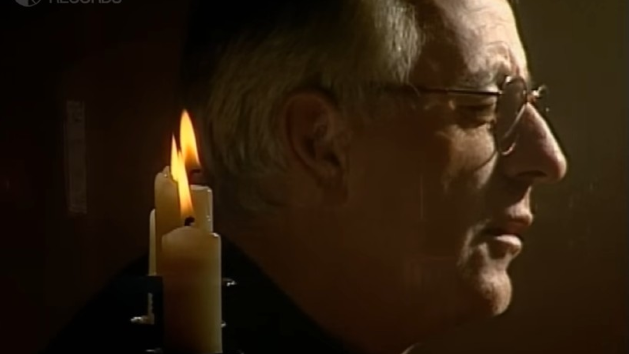 Prije sedam godina napustio nas je Oliver Dragojević, a ova njegova pjesma je najslušanija na YouTube-u