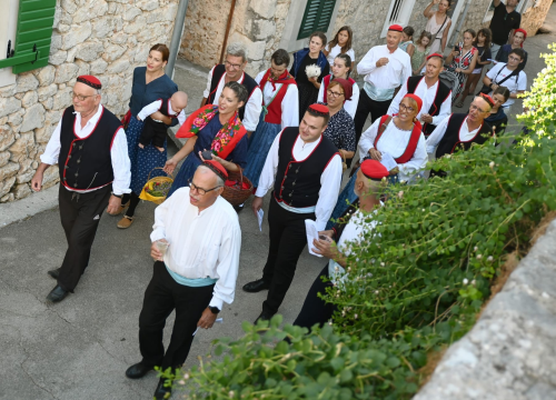 Fotografija 16 - Murterski pir i ove godine oduševio mještane i goste