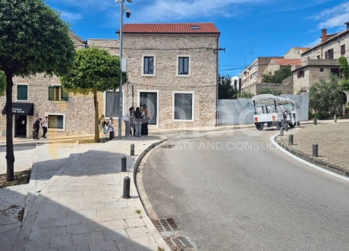 Fotografija 2 - Rijetka prilika na atraktivnoj lokaciji: Agencija Palace obogatila ponudu poslovnim prostorom