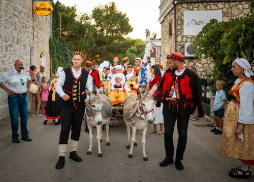 Fotografija 12 - Održane 58. magareće trke u Tribunju
