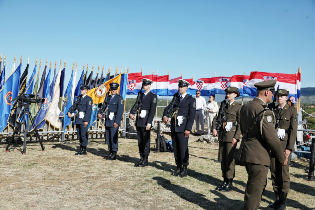 Obilježavanje 30. obljetnice Oluje na Kninskoj tvrđavi i ulicama Knina