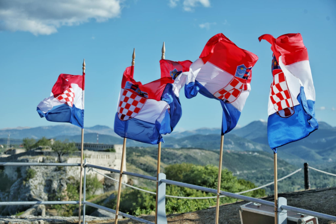 Obilježavanje 30. obljetnice Oluje na Kninskoj tvrđavi i ulicama Knina