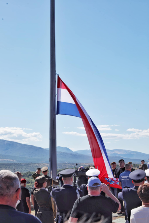 Obilježavanje 30. obljetnice Oluje na Kninskoj tvrđavi i ulicama Knina