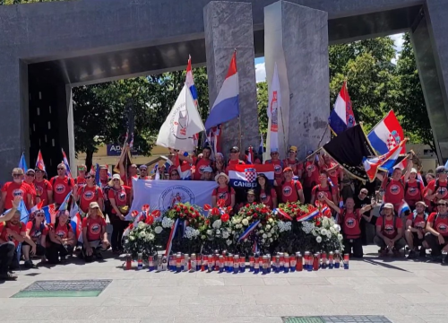 Čast, sjećanje i 169 kilometara ponosa: 'Mihovilci' u pohodu 'Put Oluje' stigli na Kninsku tvrđavu