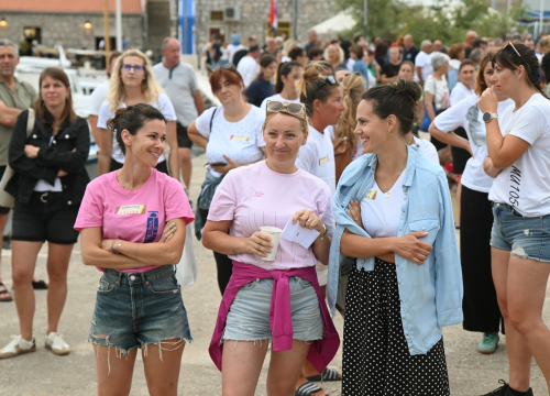Fotografija 58 - Održana ženska veslačka regata u Betini: Pogledajte koje su ekipe bile najbolje