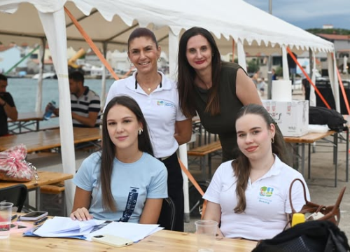 Fotografija 67 - Održana ženska veslačka regata u Betini: Pogledajte koje su ekipe bile najbolje