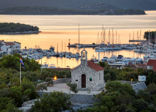 Fotografija 15 - FOTO Jezera spremna za spektakl: Ne propustite Ribarsku feštu uz Crvenu jabuku i dalmatinske okuse!