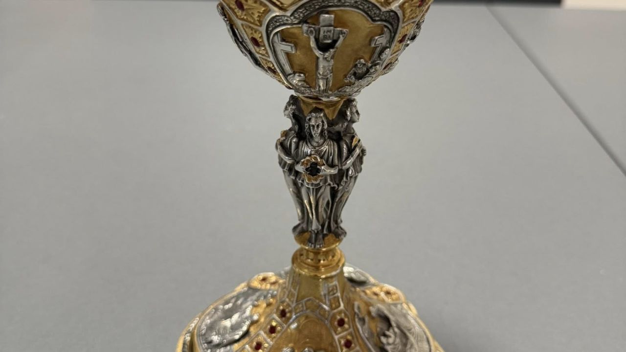 Tribunjska župa bogatija za novi kalež:' Ovo je vrijedan poklon anonimnog darovatelja koji nas prati'