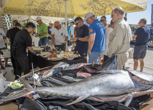 Fotografija 10 - FOTO Rogoznica domaćin međunarodnog turnira u lovu na velike trofejne ribe