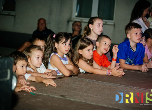 Fotografija 18 - U Drnišu održan 5. Minifest, dječje pjevačko natjecanje