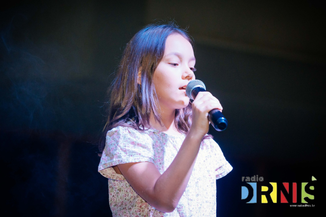 U Drnišu održan 5. Minifest, dječje pjevačko natjecanje