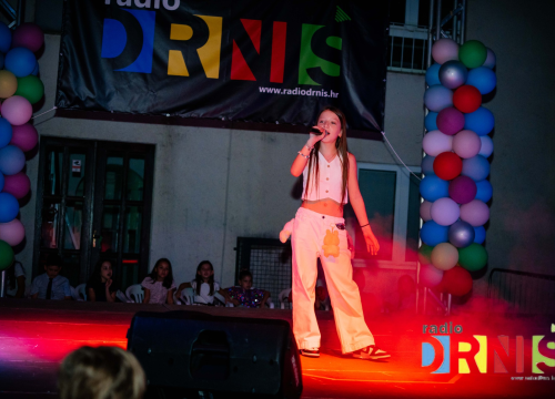Fotografija 3 - U Drnišu održan 5. Minifest, dječje pjevačko natjecanje