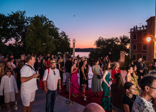 Fotografija 50 - Zvijezde i crveni tepih u Šibeniku: Počeo Croatian International Film Festival
