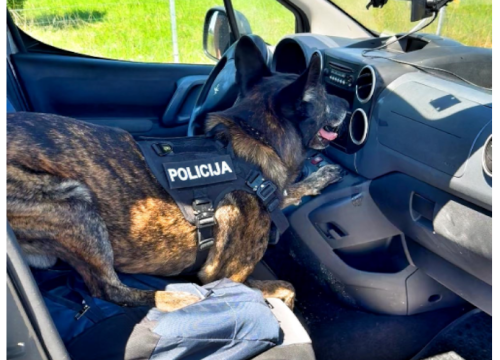 Zaustavljen na A1: Umjesto zračnog jastuka, imao 4,3 kg kokaina u autu