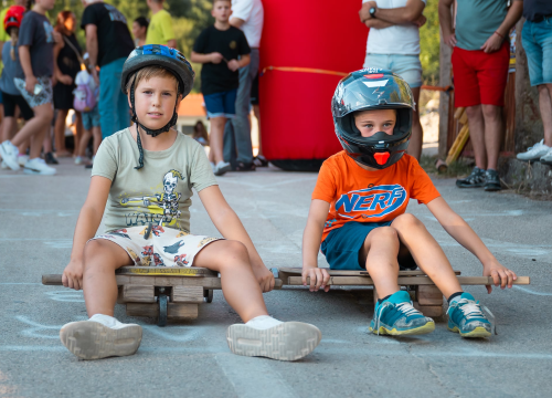 Fotografija 10 - Tradicionalna Utrka karića u Rupama i ove godine oduševila posjetitelje i natjecatelje