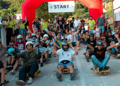 Fotografija 25 - Tradicionalna Utrka karića u Rupama i ove godine oduševila posjetitelje i natjecatelje