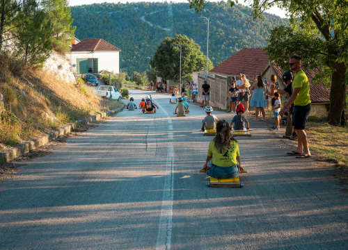 Fotografija 33 - Tradicionalna Utrka karića u Rupama i ove godine oduševila posjetitelje i natjecatelje