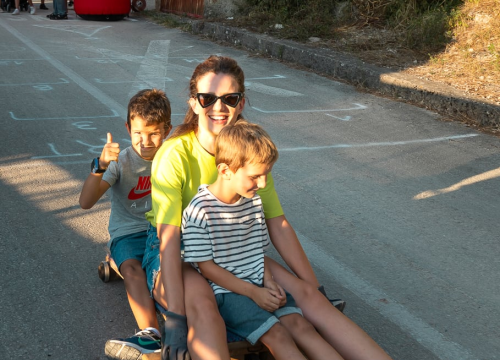 Fotografija 4 - Tradicionalna Utrka karića u Rupama i ove godine oduševila posjetitelje i natjecatelje