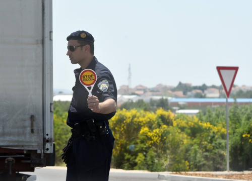 U Unešiću i Uzdolju vozili s preko dva promila alkohola u krvi