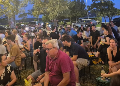 Večeras nova kviz uzbuđenja na travi Azimuta, uz iskusne sastavljače