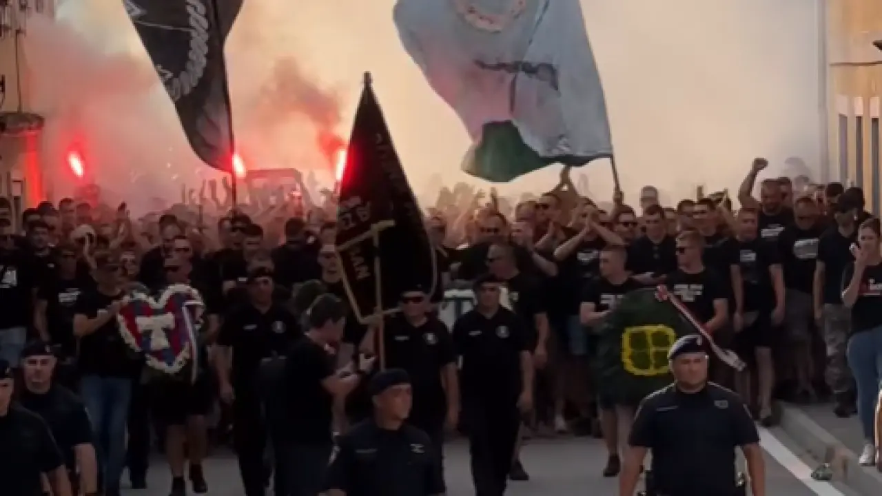 Udruge veterana osudile mimohod navijača u Kninu: Nije bilo zastave RH, isticao se HOS