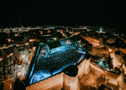 'Glazbena bomba' na 'krovu Šibenika' - Kyoto Jazz Massive & Echoes Of A New Dawn Orchestra