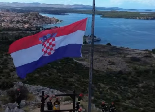 Pokazna vježba iznad TEF-a: Šibenski vatrogasci spremni za teške uvjete