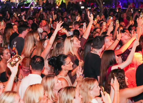 Fotografija 7 - Severina oborila rekord pa se prisjetila komplimenta Đorđa Balaševića: 'Tad sam drugi put maturirala'